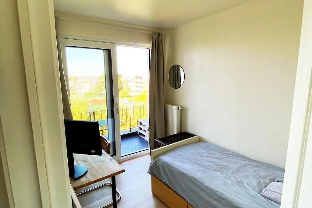 Classy Flat With Awesome View And Great Location! Antwerp Apartment